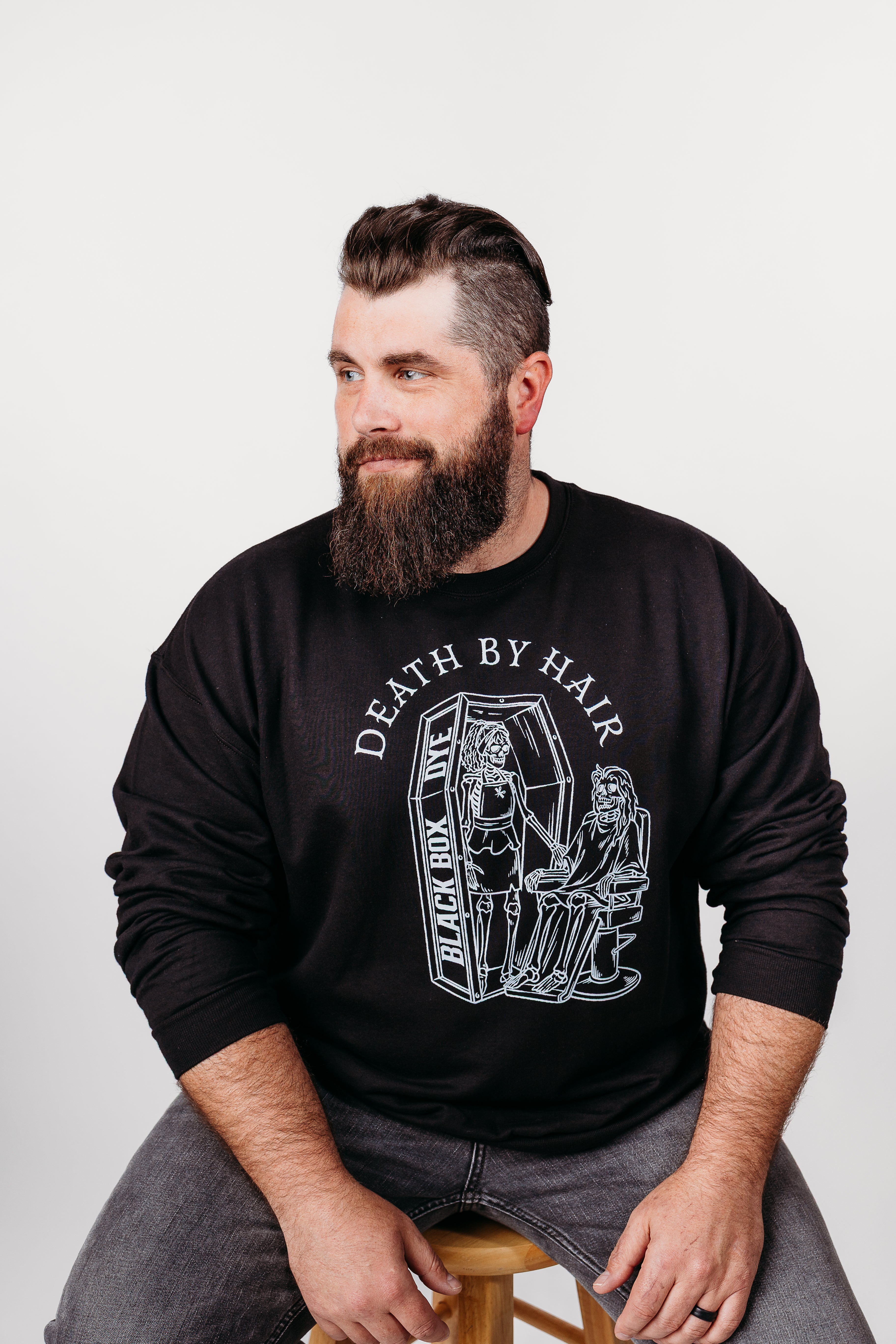 BLACK CREWNECK SWEATSHIRT BOX DYE