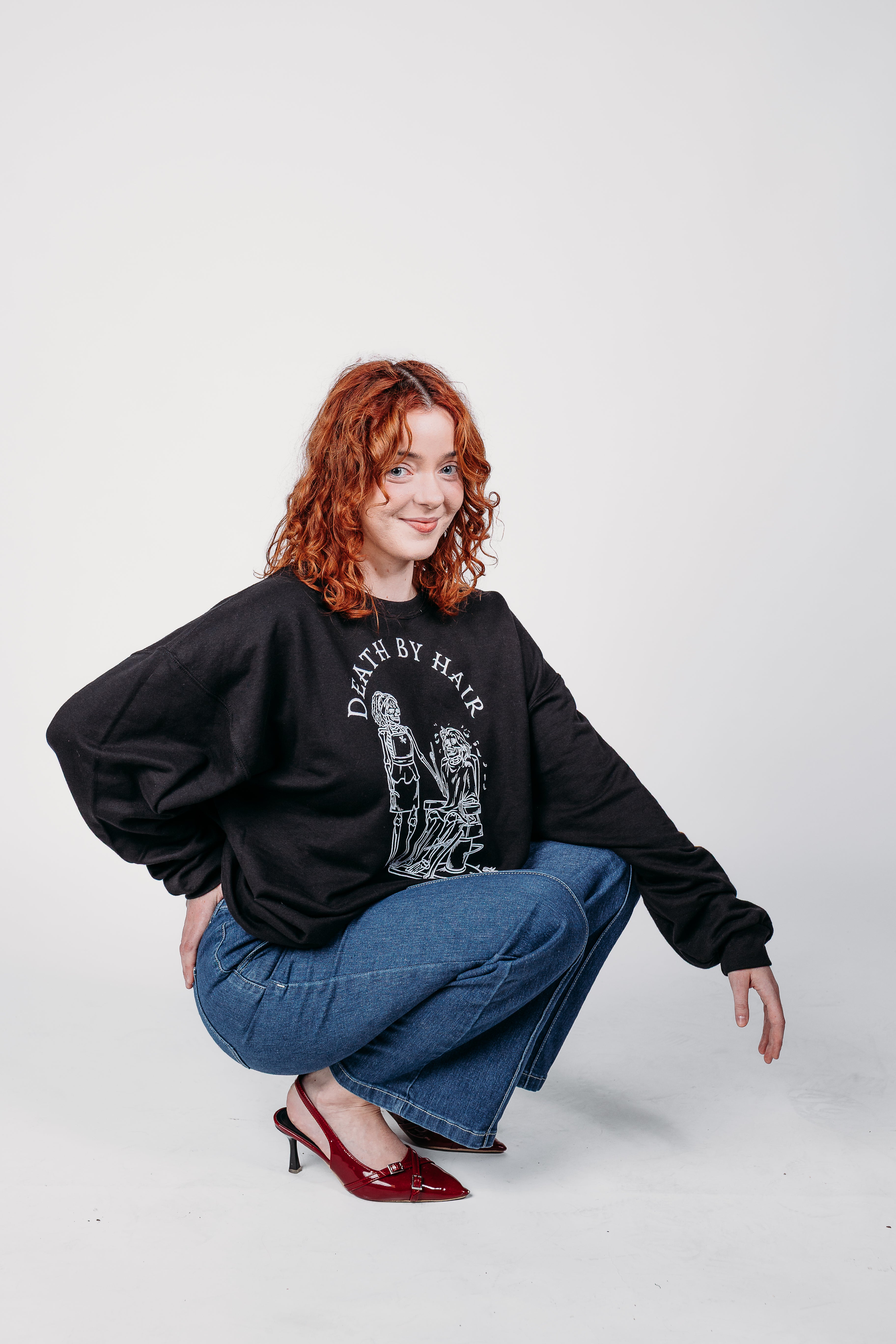 BLACK CREWNECK SWEATSHIRT HOME CUT