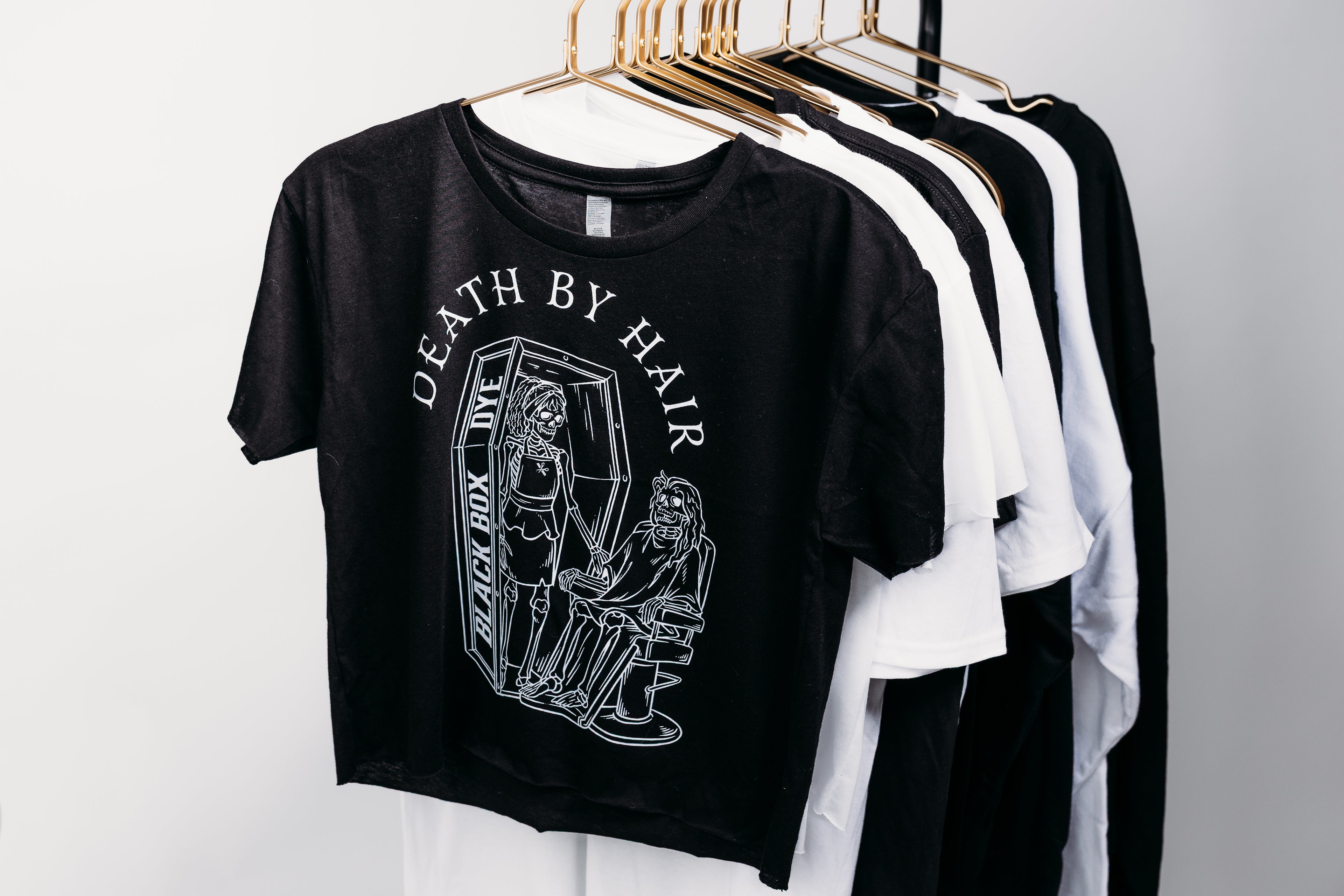 CROP TOP BLACK BOX DYE